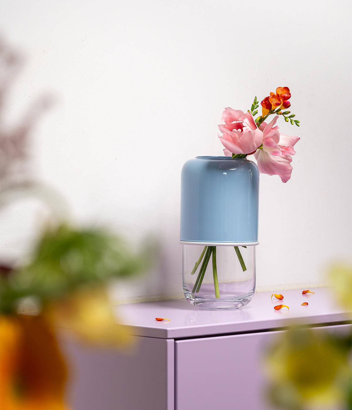 Capsule vase light blue/clear