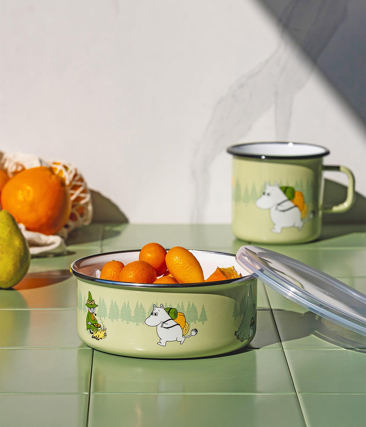 Moomin enamel bowl/jar with lid Campers 8 dl