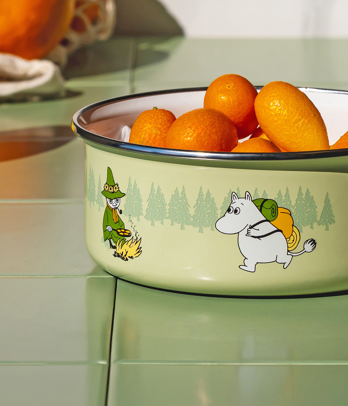 Moomin enamel bowl/jar with lid Campers 8 dl