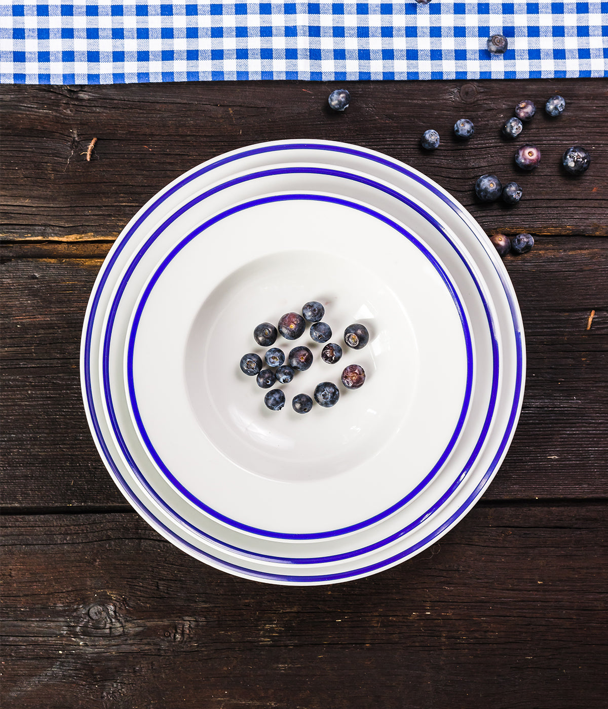 The Cottage of Four Winds porcelain plate 21 cm