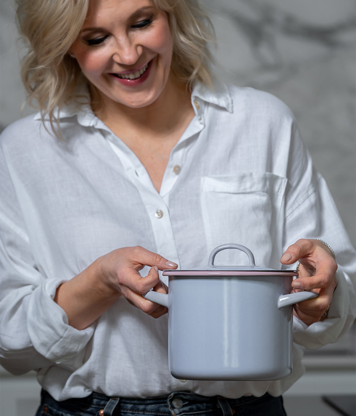 Vappu in the Kitchen enamel pot 2,5 L